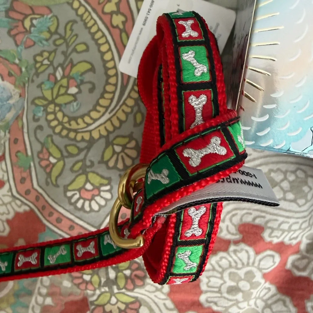 Dog Leash w/ green red Bone Pattern Xmas Up Country perfect gift for your dog
